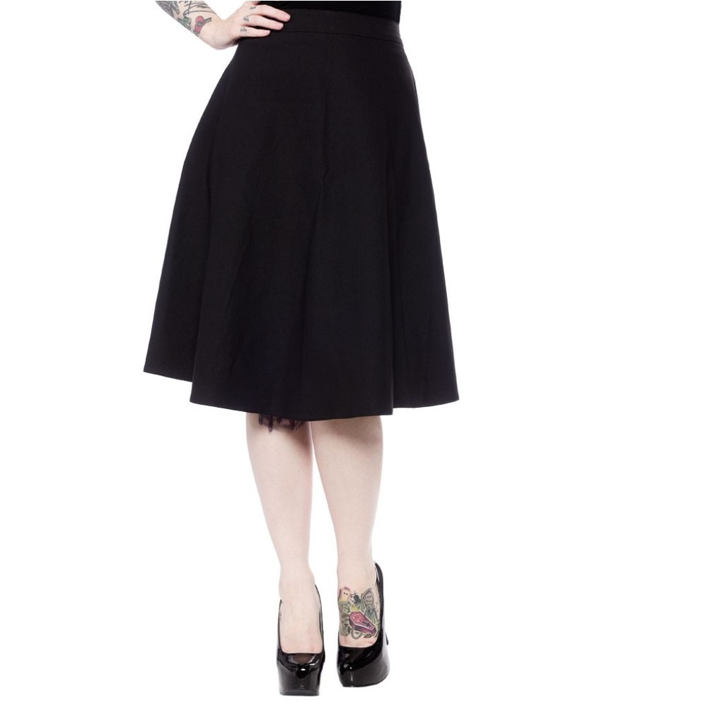 Sourpuss Clothing Donna Swing Skirt in Black
